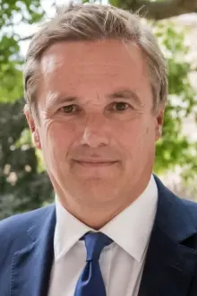 Nicolas Dupont-Aignan como: 