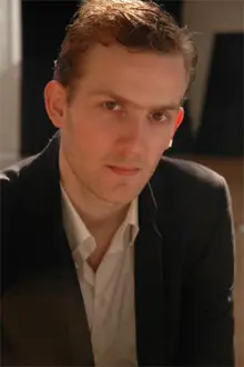 Julien Haurant como: Frédéric
