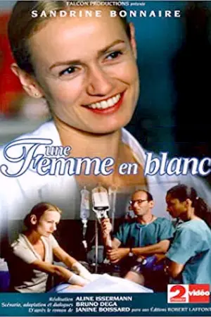 Une femme en blanc