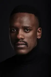 Bonko Khoza como: Napoleon Dingiswayo