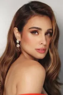 Max Collins como: Arlene Manahan