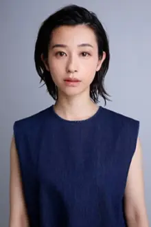 Saori Seto como: Tomomi Ezaki