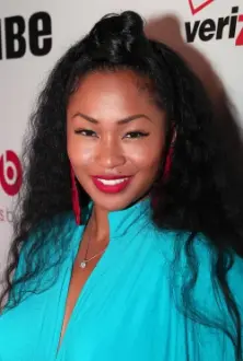 Tae Heckard como: Rochelle Davis