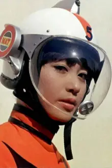 Mika Katsuragi como: Yuriko Oka