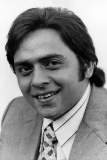 Vinod Mehra como: Ashok