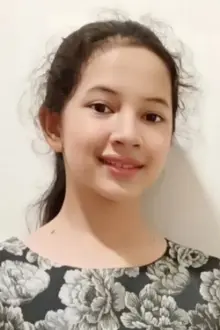 Nafiza Fatia Rani como: Ayu