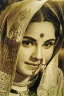 Jayshree Gadkar como: Manjula Mohite