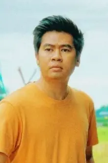 Arif Muhammad como: Arya