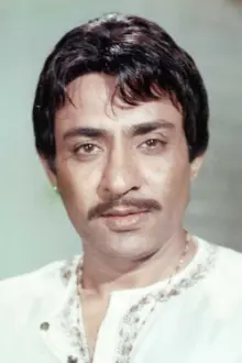 Ranjeet Bedi como: Veer Singh .' Vinay Sinha' 'Veer'