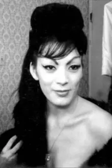 Tura Satana como: Judge #1