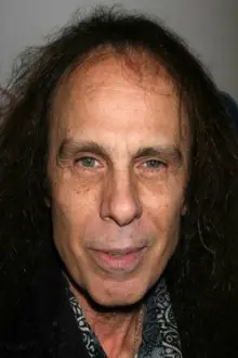 Ronnie James Dio como: Ele mesmo