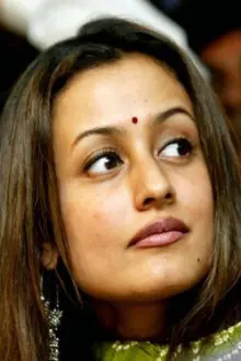 Namrata Shirodkar como: 