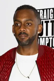 Richard Blackwood como: 