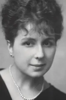 Mercedes Brignone como: Gertrude