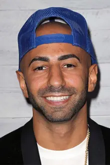 Yousef Erakat como: Fousey