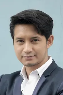 Chand Kelvin como: Rafael