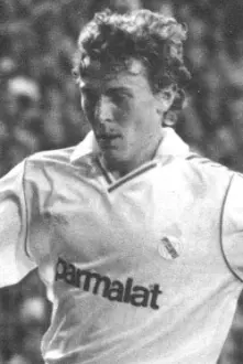 Emilio Butragueño como: Self (archive footage)