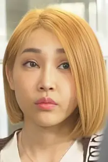 Ji Won como: 