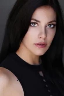 Franzi Schissler como: Terra