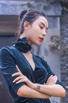 Yang Qiaoyue como: 