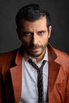 Nick Romano como: Armando Carrera