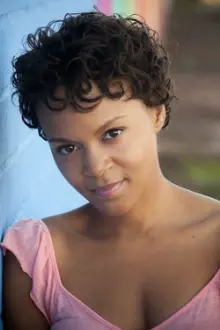 Kerisse Hutchinson como: Simisola