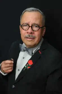 Humberto Vélez como: Ulom (voice)