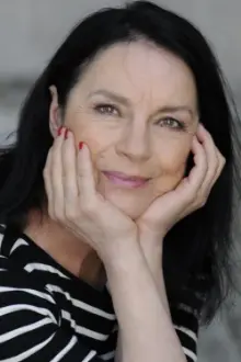 Sabine von Maydell como: Anita Herrmann