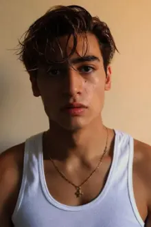 Marco Gallo como: Tino