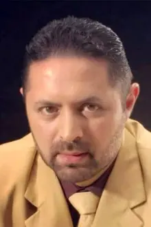 César Criollo como: Paco