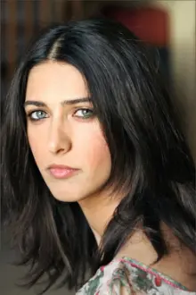 Olivia Magnani como: Sofia