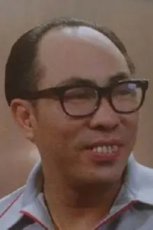 Victor Hon Kwan como: 