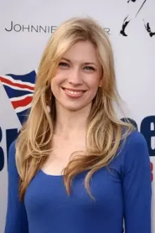 Brooke White como: Desiree Banner