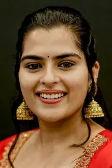 Kavya Kalyanram como: Meghana