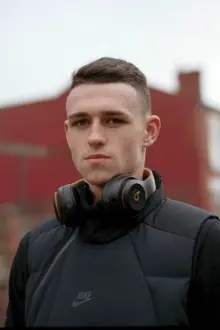 Phil Foden como: Ele mesmo