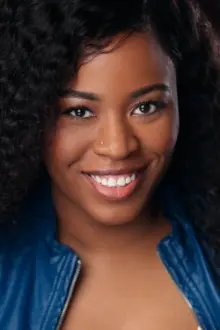 Kiara C. Bennett como: Sonia Gilchrist