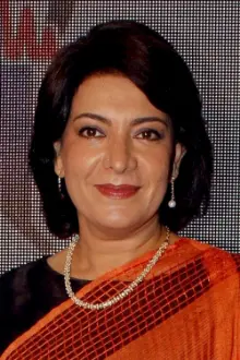 Divya Seth Shah como: 