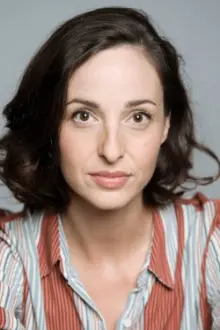 Anaïs Duperrein como: Françoise