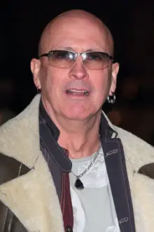 Richard Fairbrass como: 