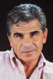 Pedro Ruiz como: Leopoldo Calvo Sotelo / Santiago Carrillo / Embajador ruso / Manuel Fraga / Felipe González / Alfonso Guerra / Jesús Hermida / Julio Iglesias / Juan Carlos I / Landelino Lavilla / François Mitterrand / Monseñor Clemente / Juan Pablo II / Ronald Reagan / Agustín Rodríguez Sahagún / Adolfo Suárez / Margaret Thatcher