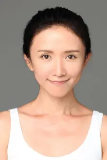 Peng Xinyi como: 陈羽静