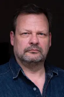 Ulrich Bähnk como: Fabian