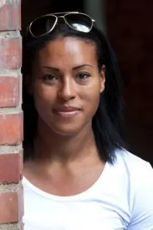 Cecilia Brækhus como: 