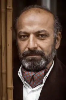 Husam Chadat como: Sheikh Abdullah Al Sabin