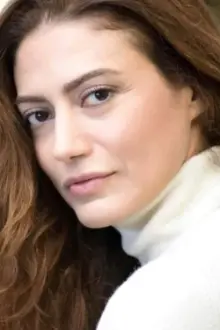 Isabella Briganti como: Irene