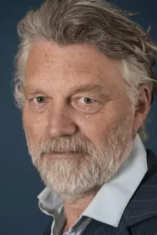 Volker Meyer-Dabisch como: Dr. Mühlendorf