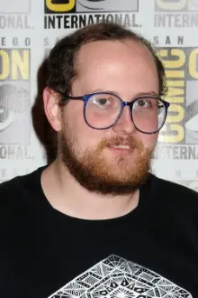 Dan Deacon como: Presenter