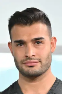 Sam Asghari como: Sergeant Tobias