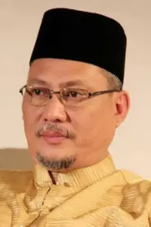 Zulkifli Ismail como: Guru Besar