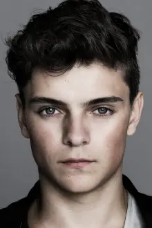 Martin Garrix como: Ele mesmo